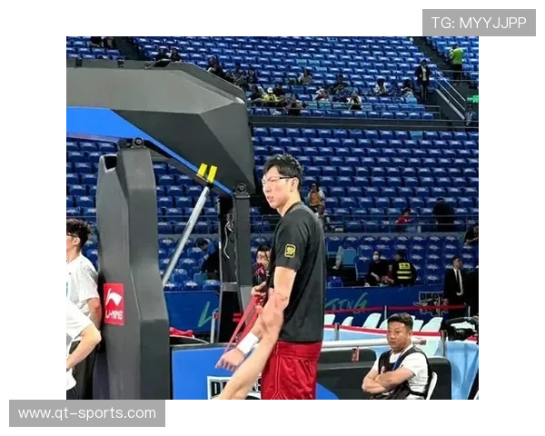 周琦腰部老伤复发缺席京沪战，康复时间待进一步评估